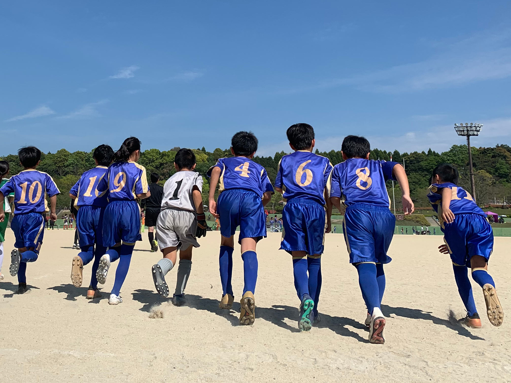 鹿児島の小学生サッカークラブ 伊敷fc オフィシャルサイト